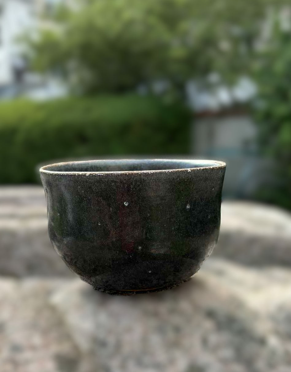 Beautiful vintage ceramic bowl - with signature - no. 0125744