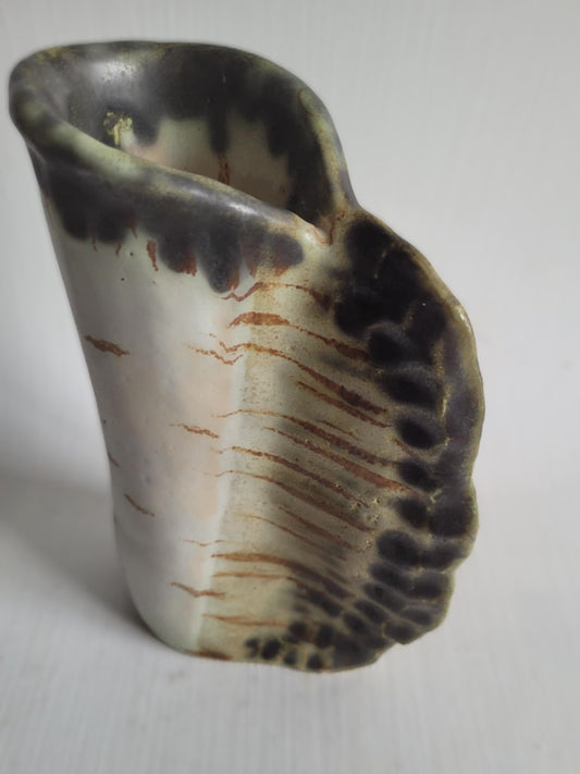 Beautiful stoneware vase in unique color shades - no. 125652
