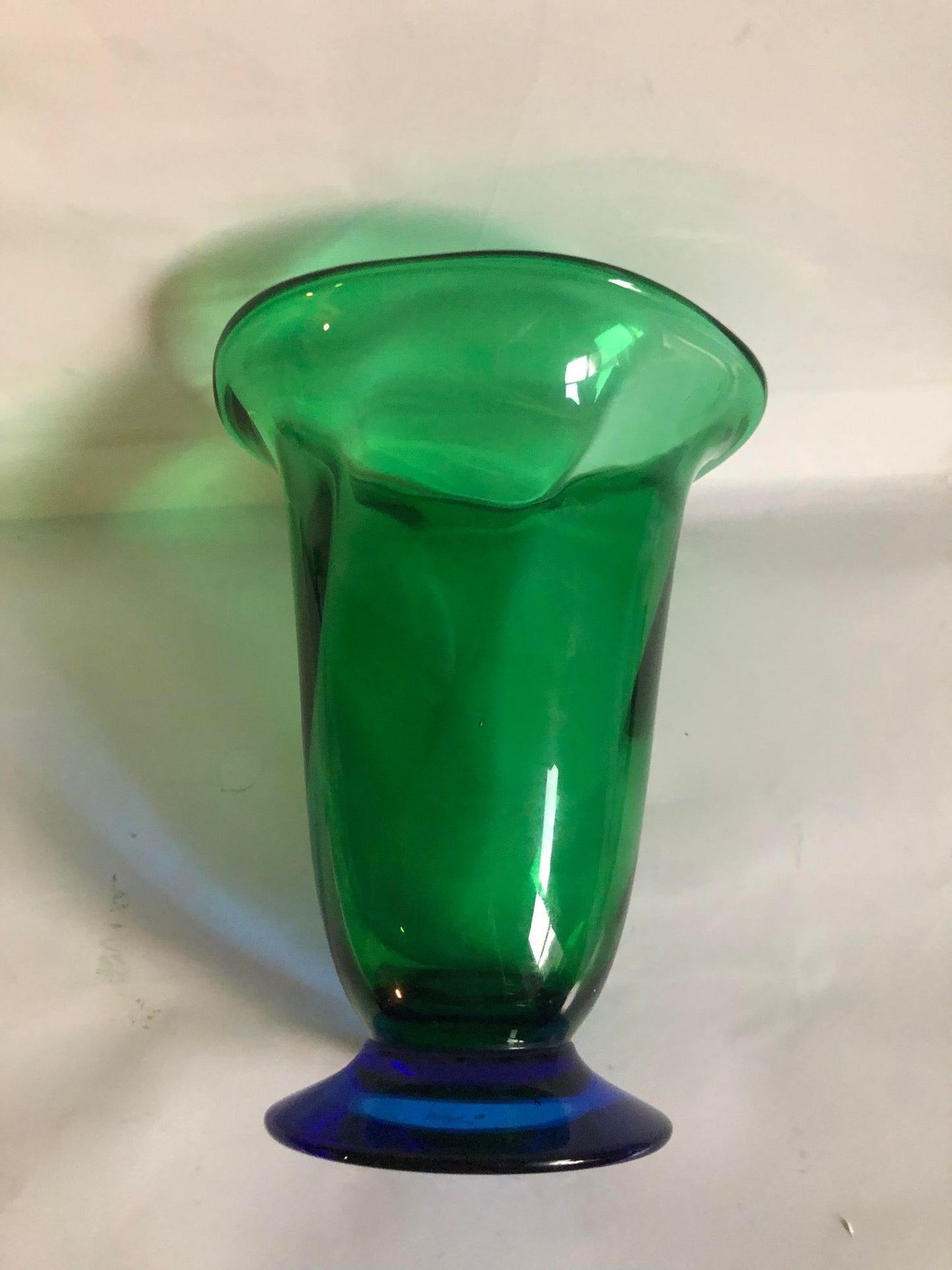 Smuk retro glasvase i blå og grøn nuancer fra Orrefors - nr. 06299