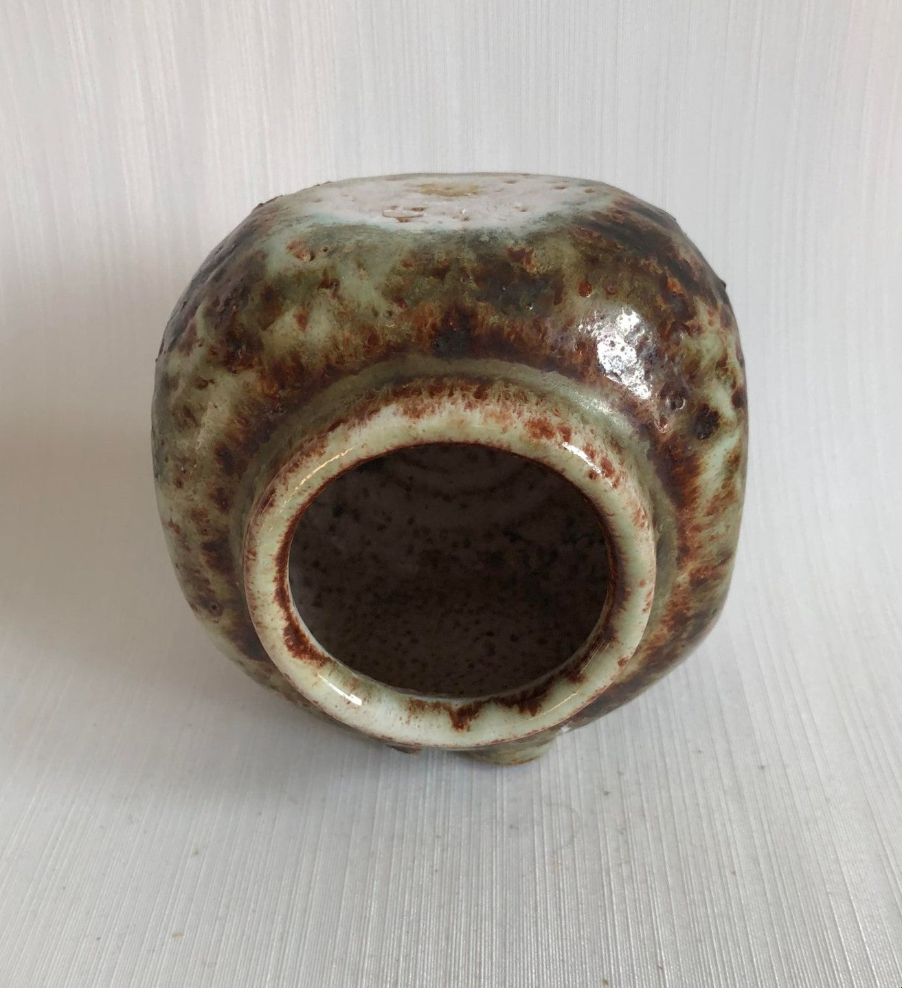 美しい小さな素朴な炻器の花瓶 - no. 0899