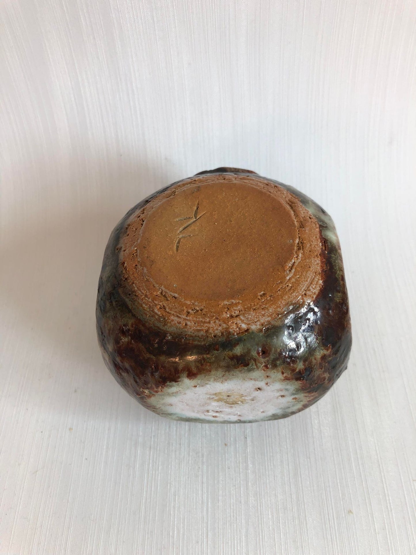 美しい小さな素朴な炻器の花瓶 - no. 0899