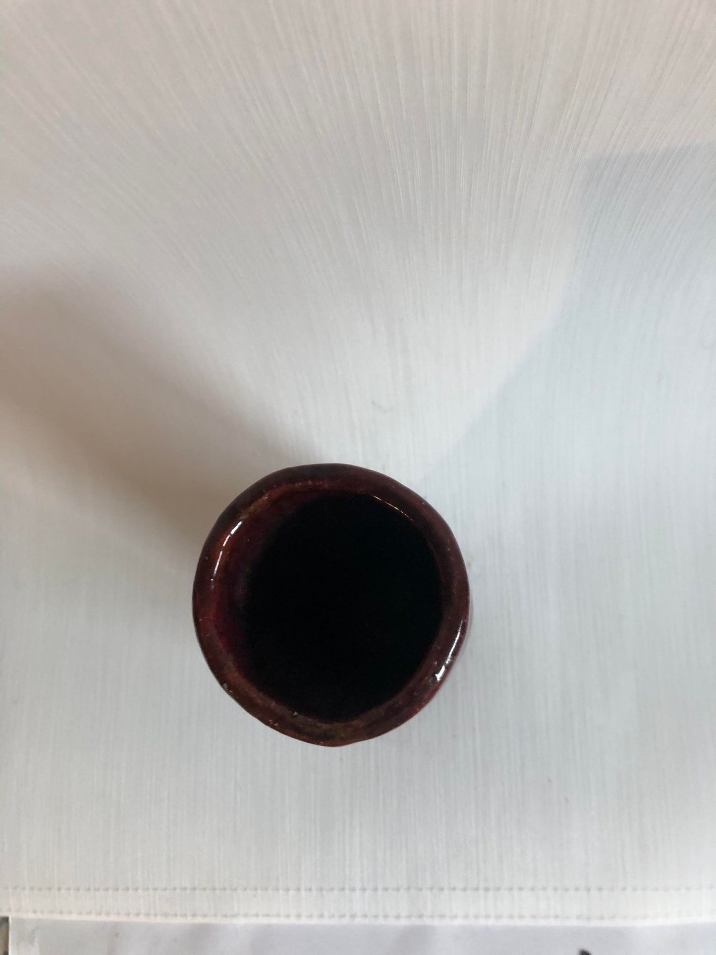 Rustic and elegant earthenware vase in oxblood - no. 0760