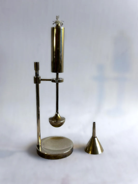 Vintage dansk Skibsolielampe af messing med gyro-ophæng, Danmark 1950`erne