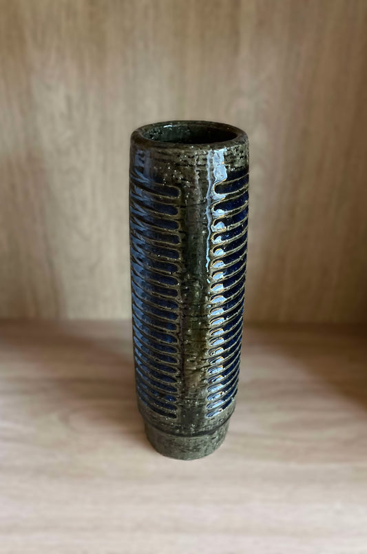 Tall Mid-Century chamotte vase, design by Per & Anna Linnemann-Schmidt - no. 011922