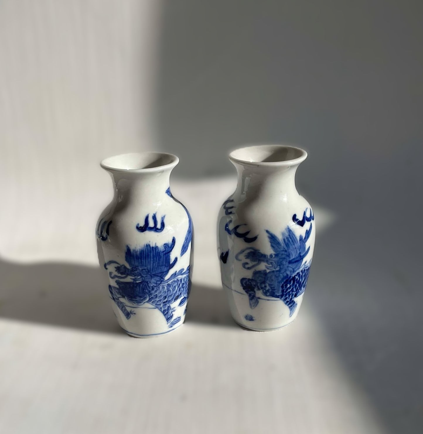 かわいい中国製磁器の花瓶 2個 - No. 250625