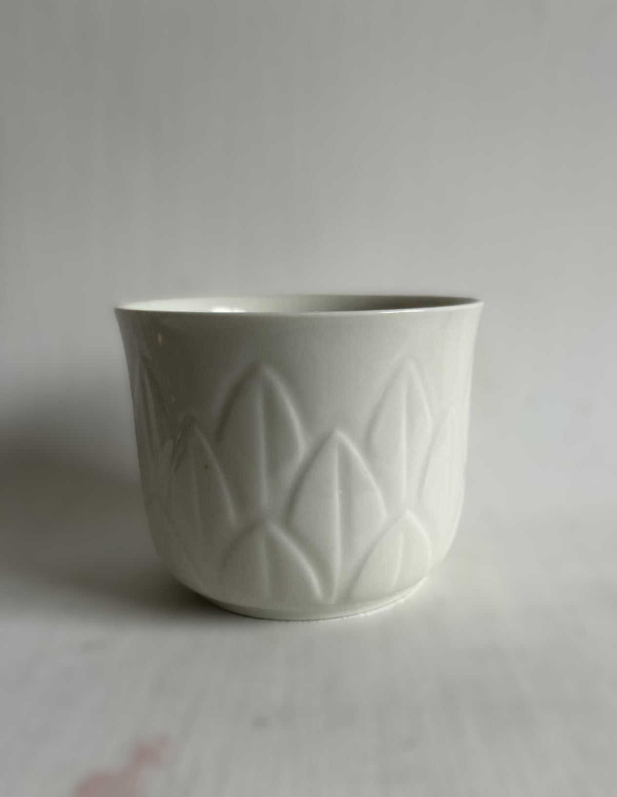 Royal Copenhagen Porcelain Vase – Design by Gerd Bøgelund, 1960 - nr. 4785555