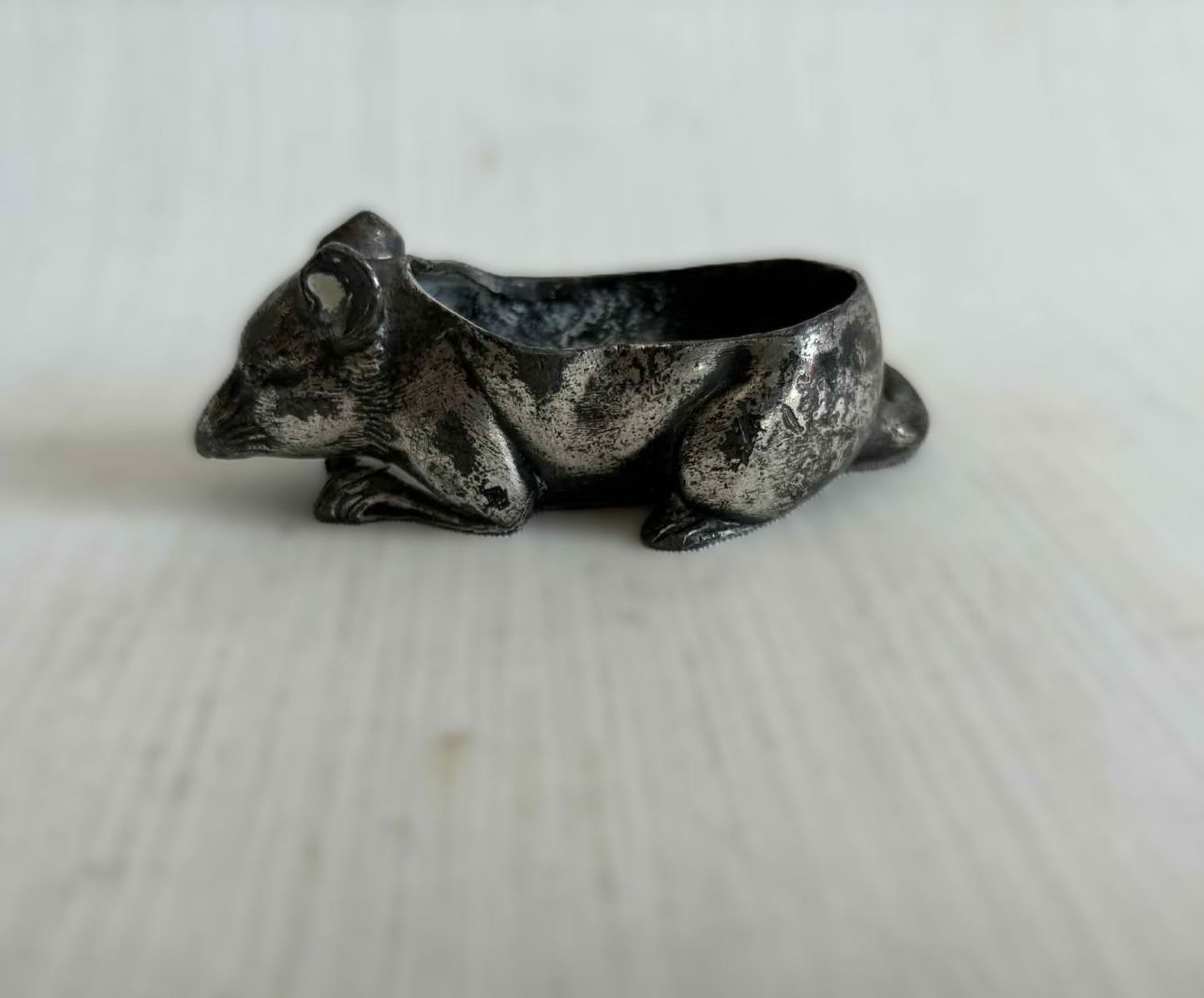 Old sewing needle cushion shaped like a field mouse - no. 55569877