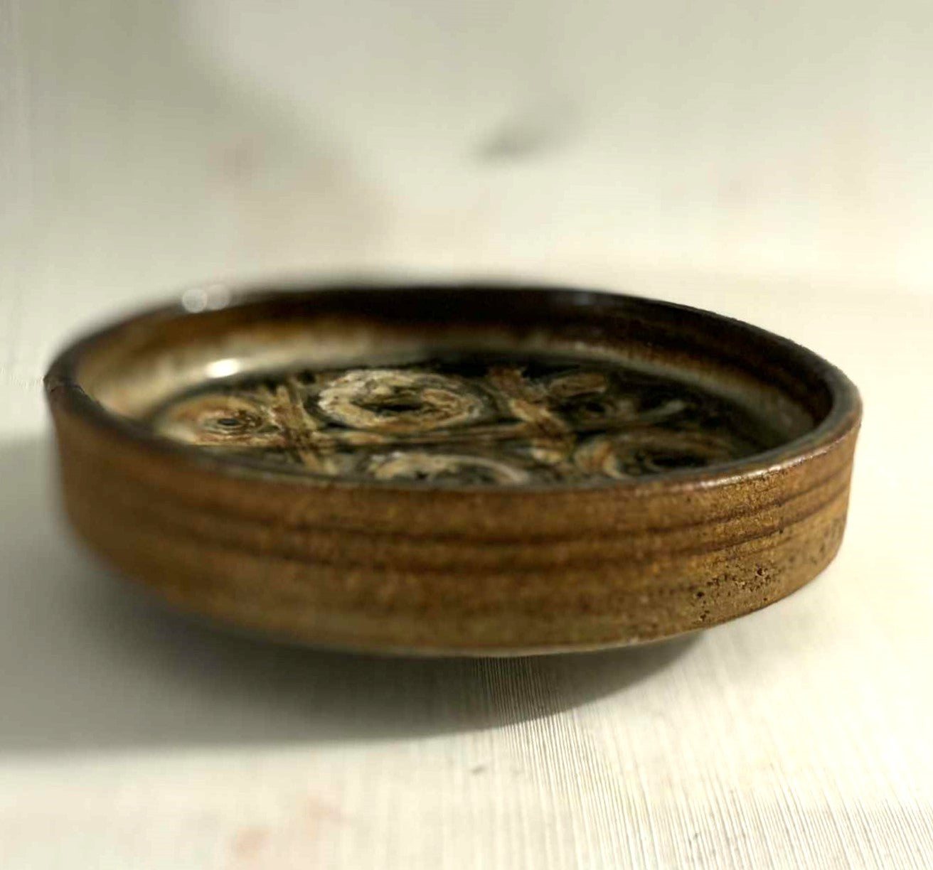 Beautiful vintage rustic stoneware bowl from Riisa ceramics, Denmark 1970s