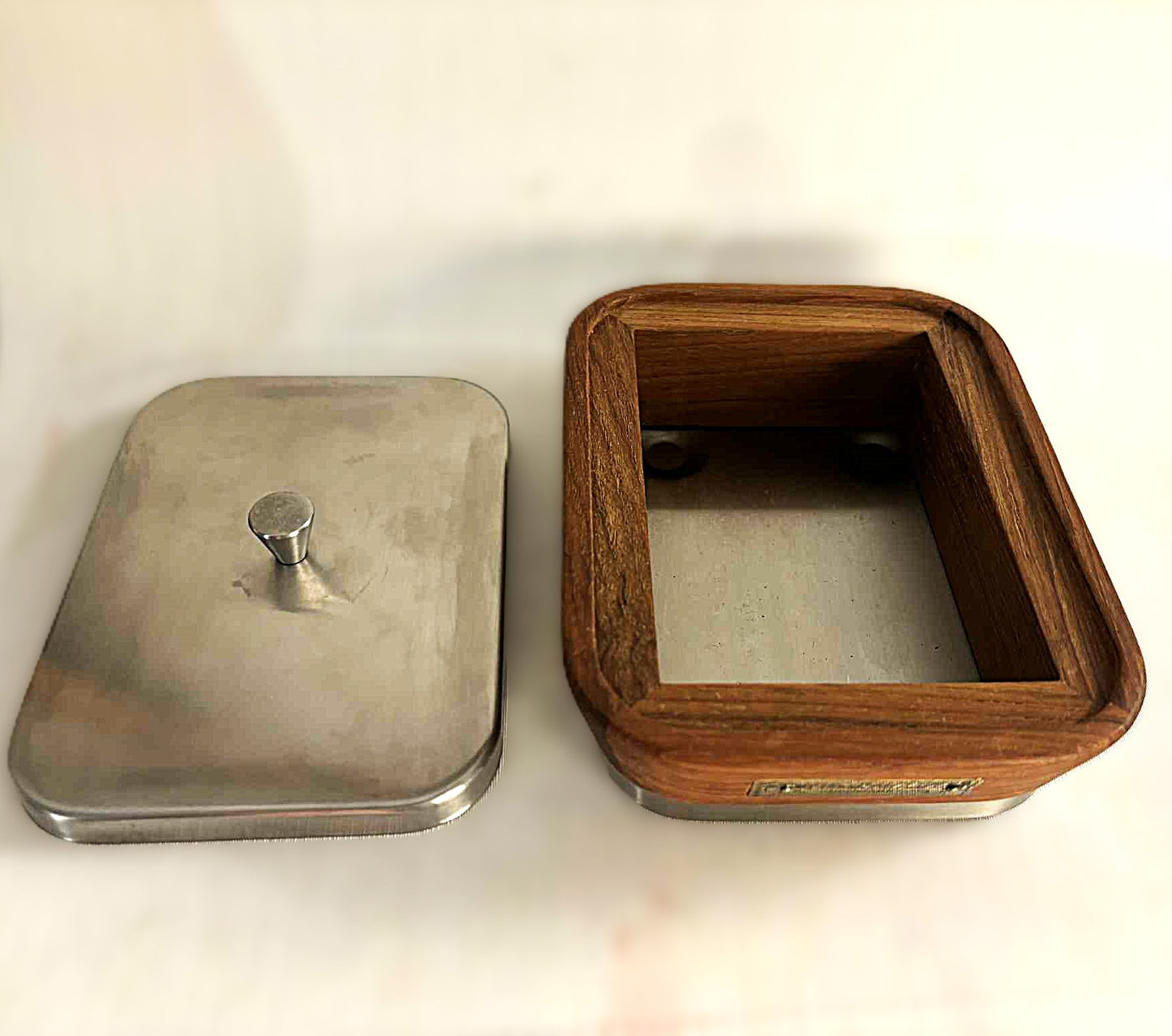 Elegant Butter dish holder in teak wood and stainless steel from Trip Trap Denmark