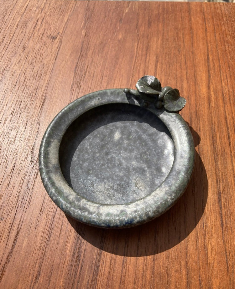 Beautiful little Arne Bang stoneware dish - no. 0162