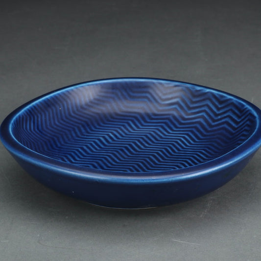 Marselis Faience Bowl, featuring a fine zigzag pattern, design by Nils Thorsson for Aluminia, Denmark 1950s