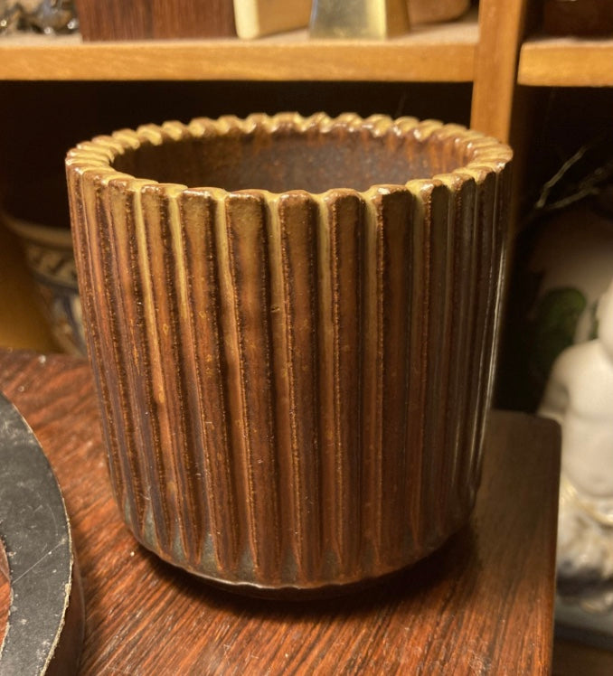 Arne Bang stentøj rillet vase - nr. 0245