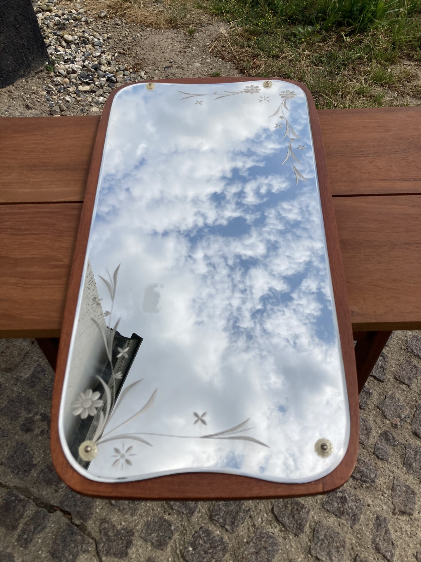 Beautiful teak mirror - no. 0220