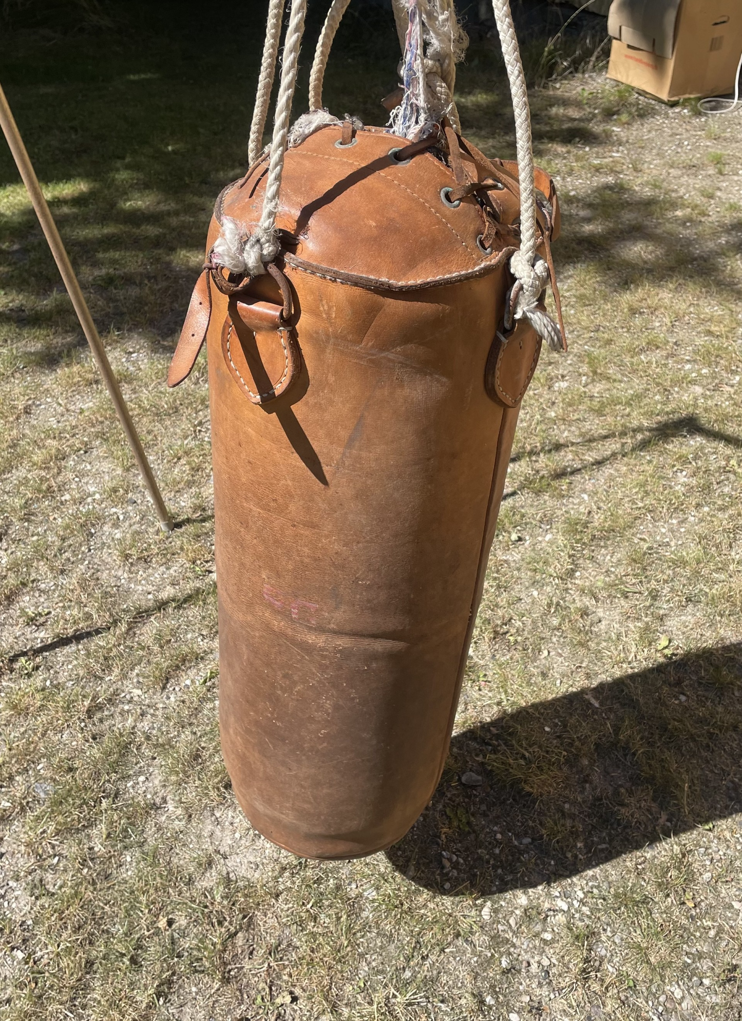 Vintage læder boksesæk - nr. 5544789524