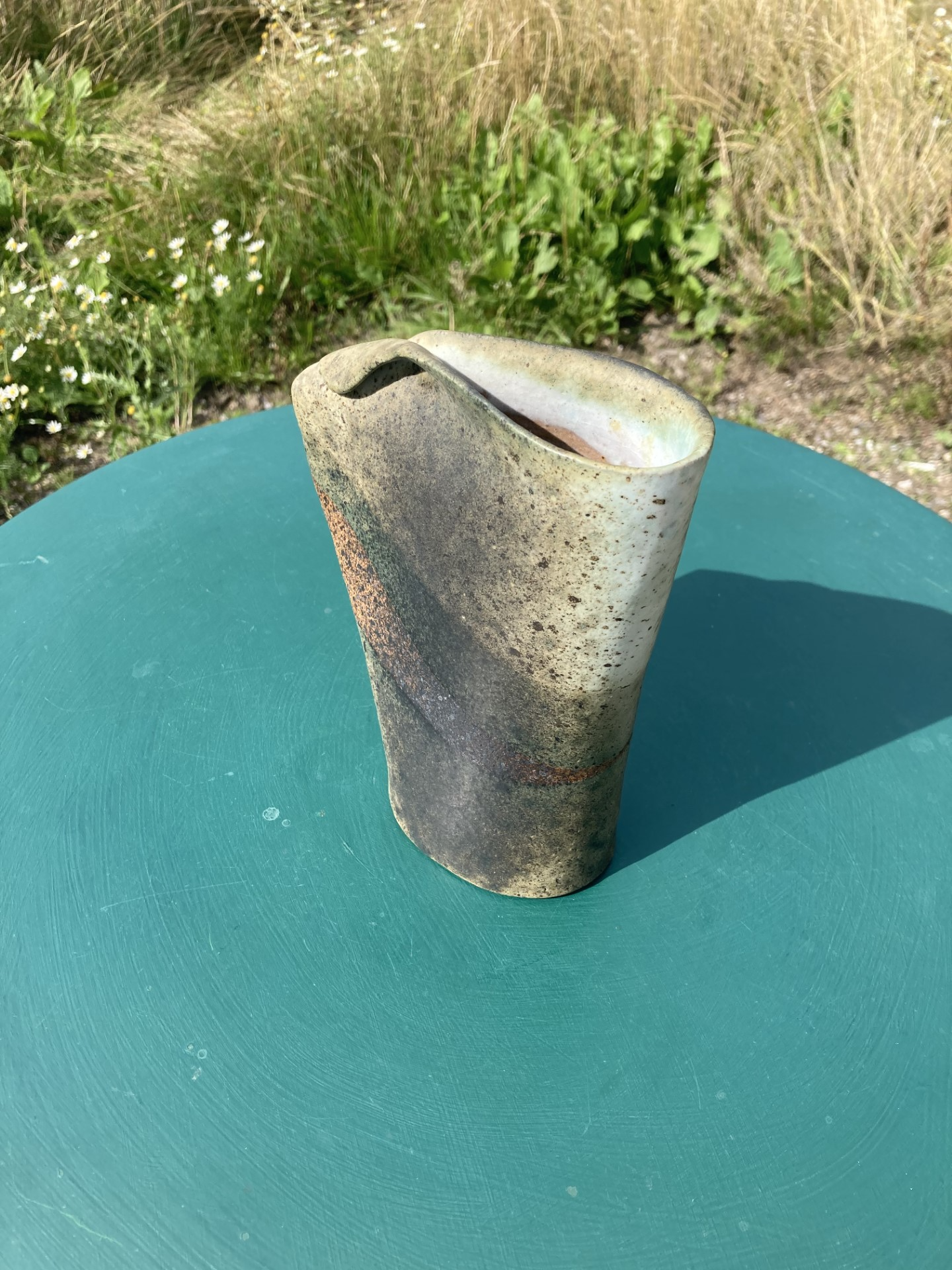 美しくシンプルな炻器の花瓶 - no. 0361