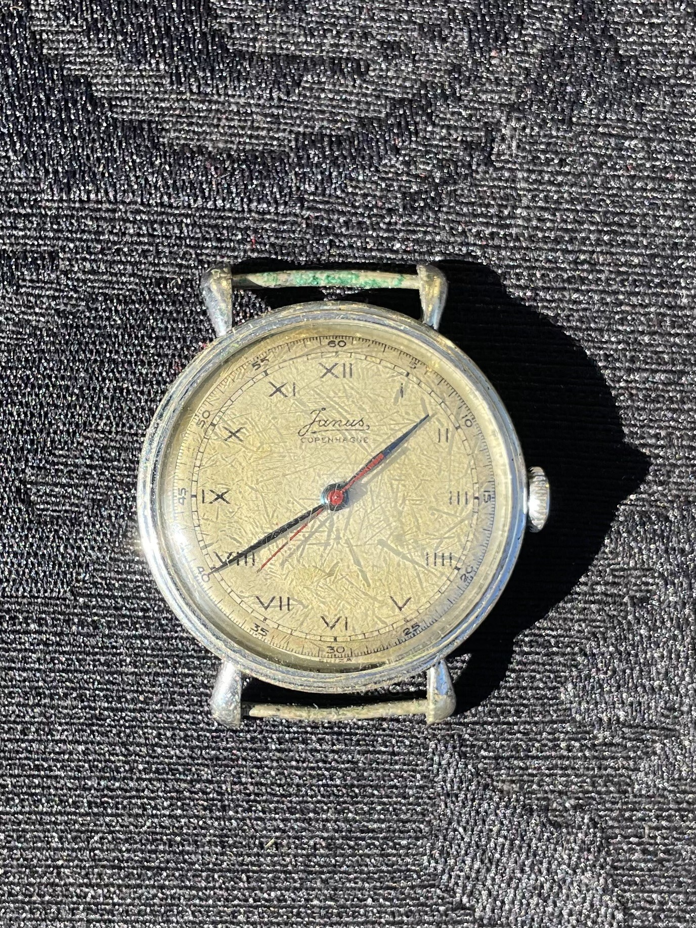 Vintage armbåndsur med mekanisk urværk til optræk, ca. 1940erne - nr. 850874