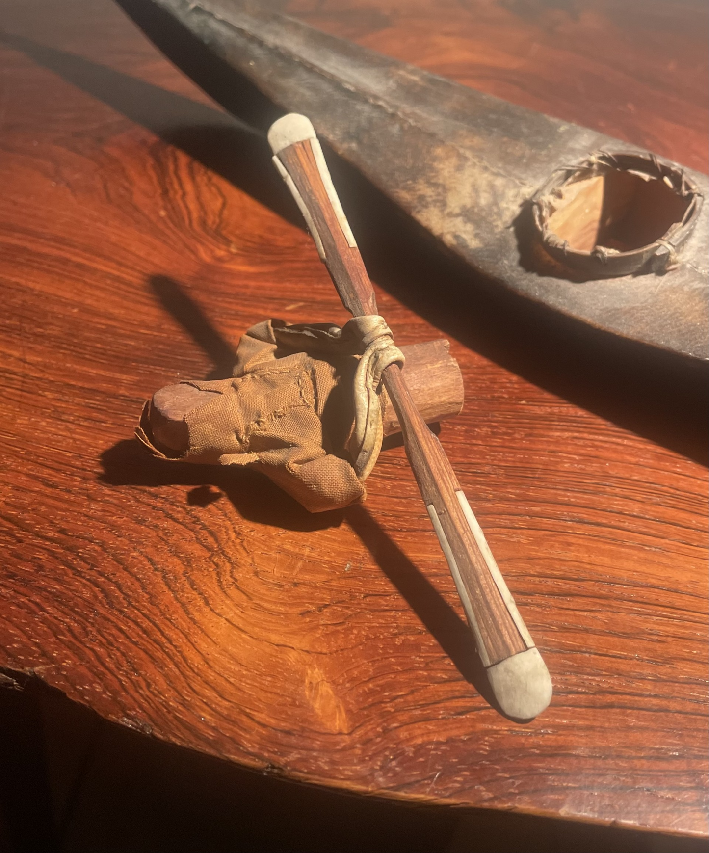 Model of Greenlandic kayak with hunter 1970s - no. 00700