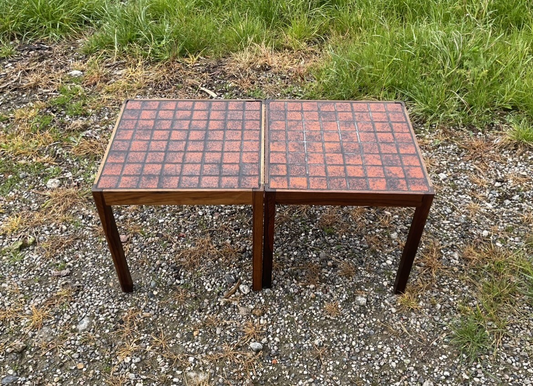 Vintage charme til hjemmet – sæt af to sideborde i palisander med kakler - nr. 0254777