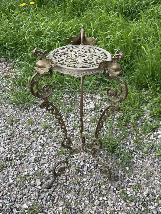 Flot antik blomsteropstander i bronce, muligvis fra Frankrig - nr. 950915