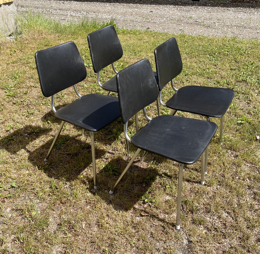 Retro spisebordstole i stål og kunstskind fra Norge - nr. 159753