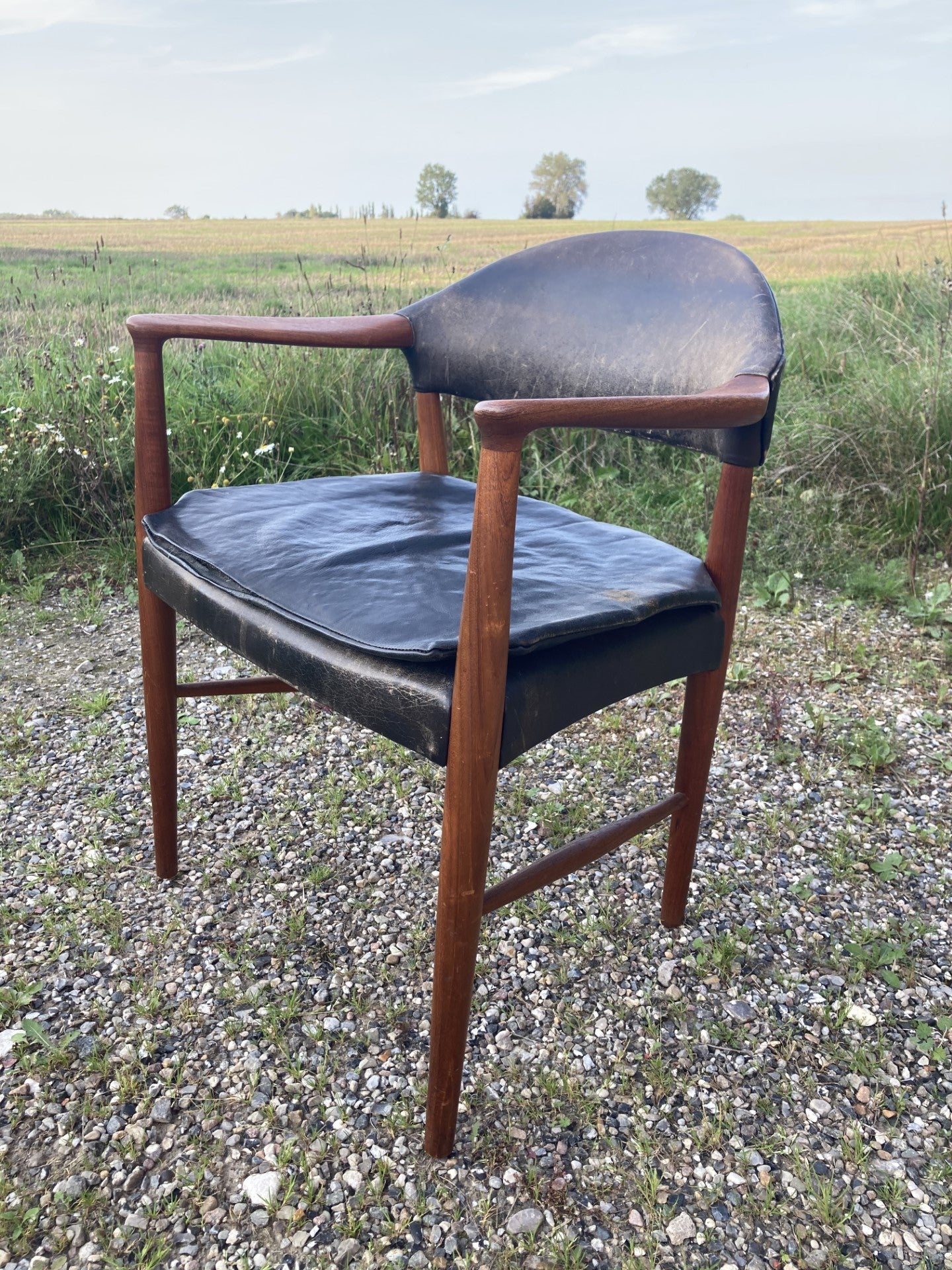 ヴィンテージ Kurt Olsen チーク/レザー アームチェア - no. 0650