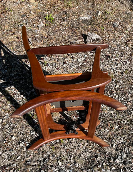 Nice teak rocking chair - no. 09073