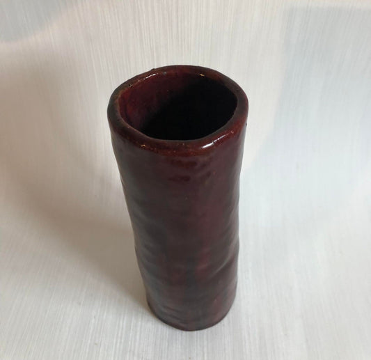 Rustic and elegant earthenware vase in oxblood - no. 0760