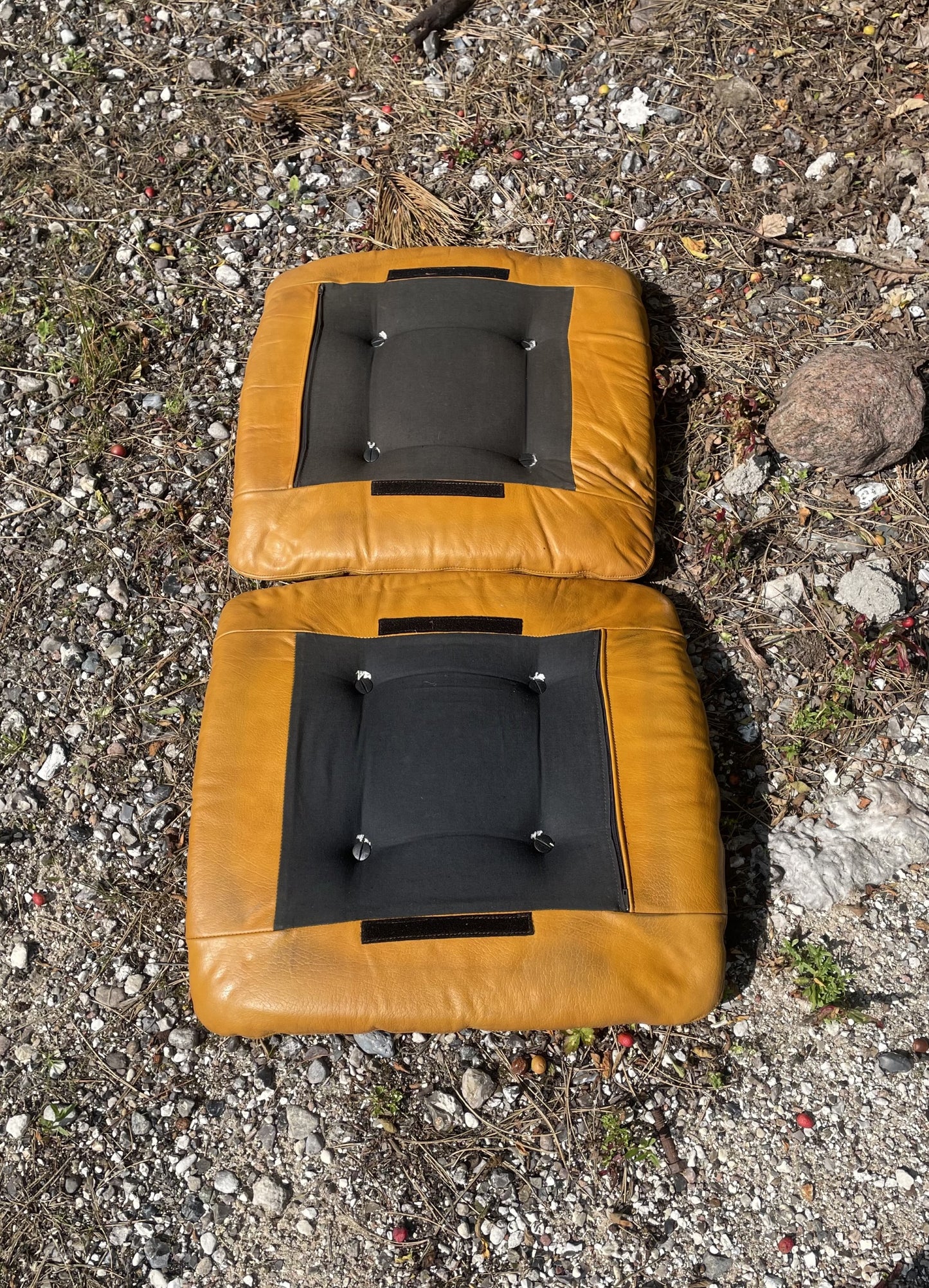2 identical stools with iron frames and leather cushions - no. 74455