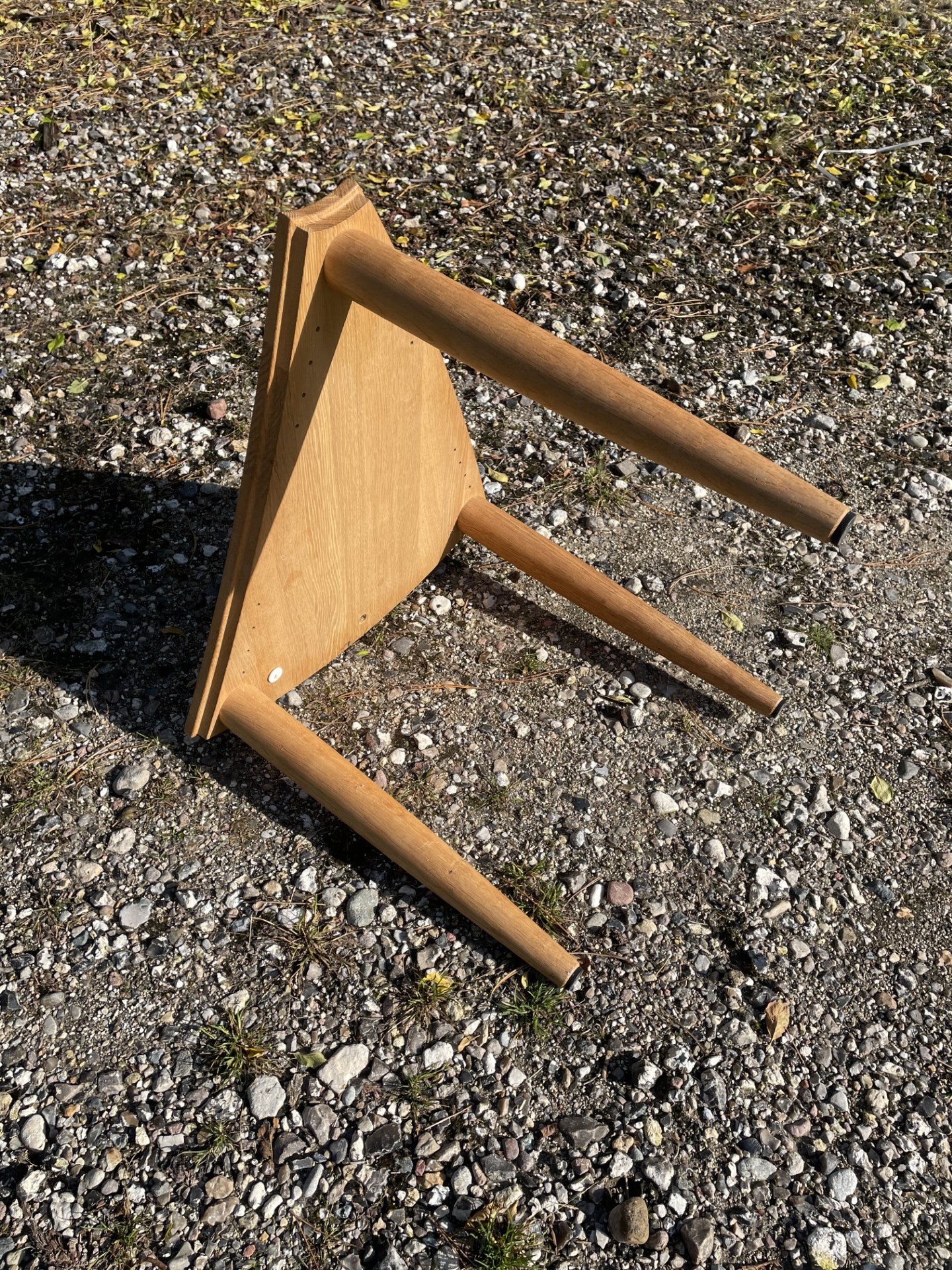 Flot sofabord i massiv egetræ - nr. 09144