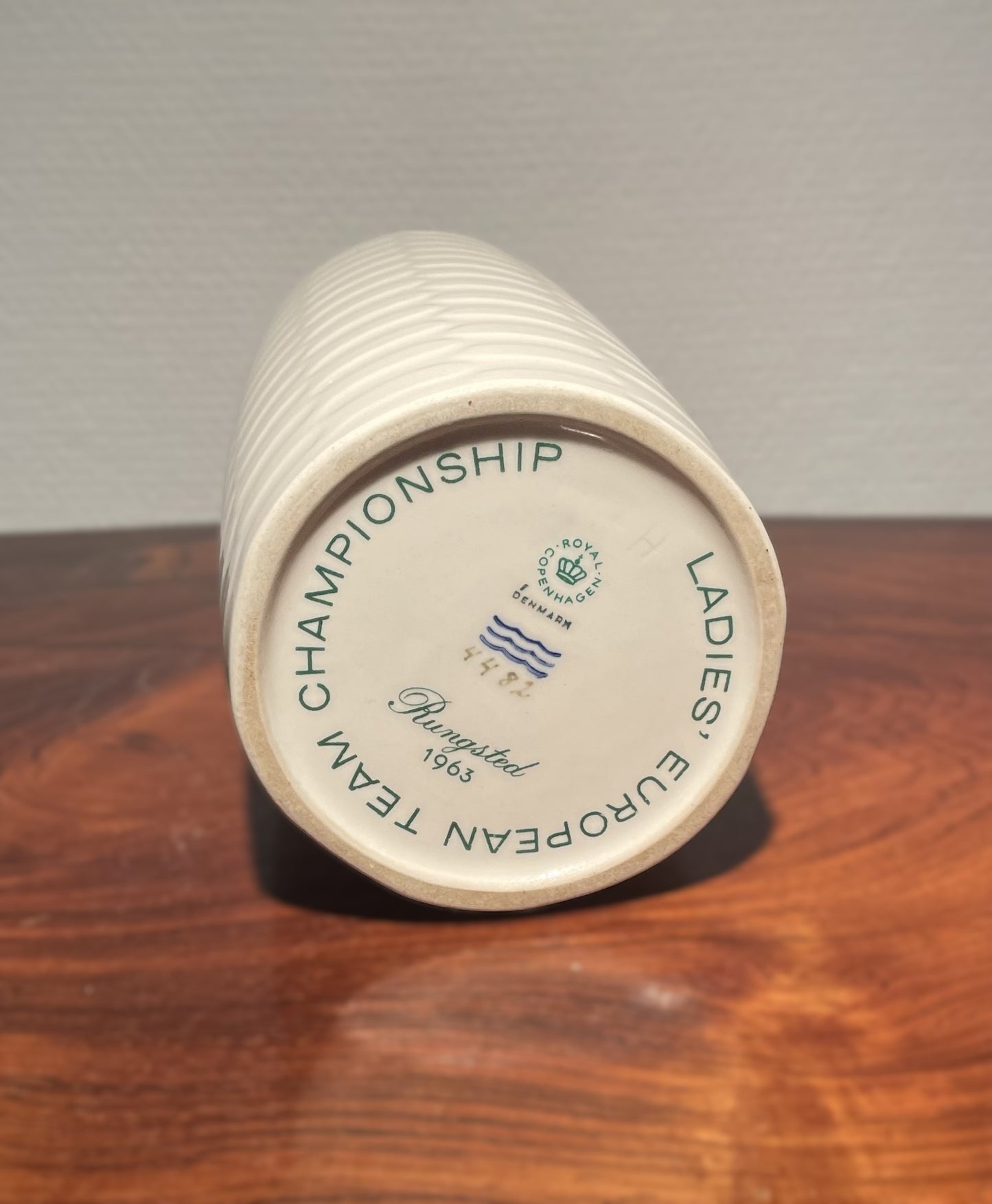Anni Jeppesen porcelæn vase fra Royal Copenhagen, fra ca. 1950erne - nr. 0244898