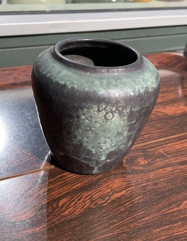 Axel Brüel stentøj vase fra Nymølle - nr. 0357