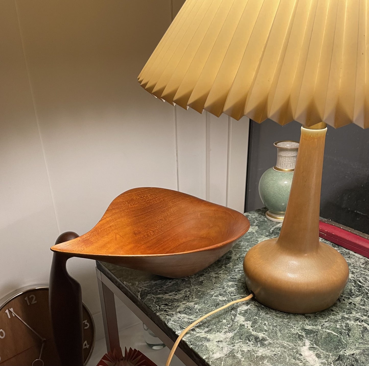 Poul Knudsen (1933 - 2006), nice organically shaped bowl of solid teak - no. 011003