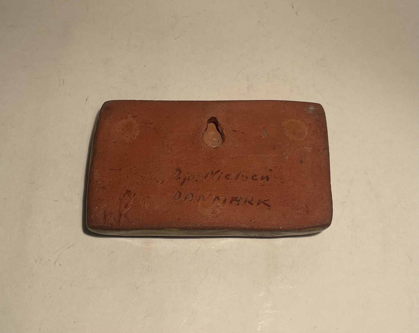 Ejvind Nielsen relief in stoneware - no. 09251