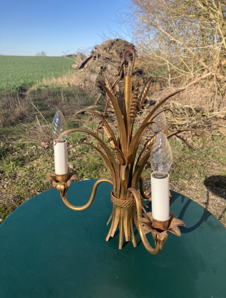 Vintage Italian or French gilded brass chandelier in the shape of a corncob - no. 011125
