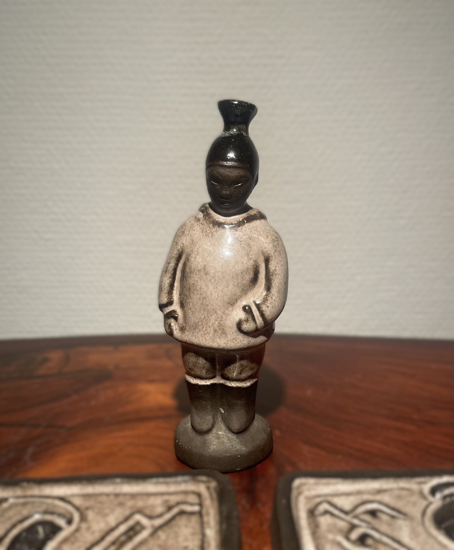 Hyllested keramik, flot eskimo figur og 2 vægreliefer - nr. 55874744