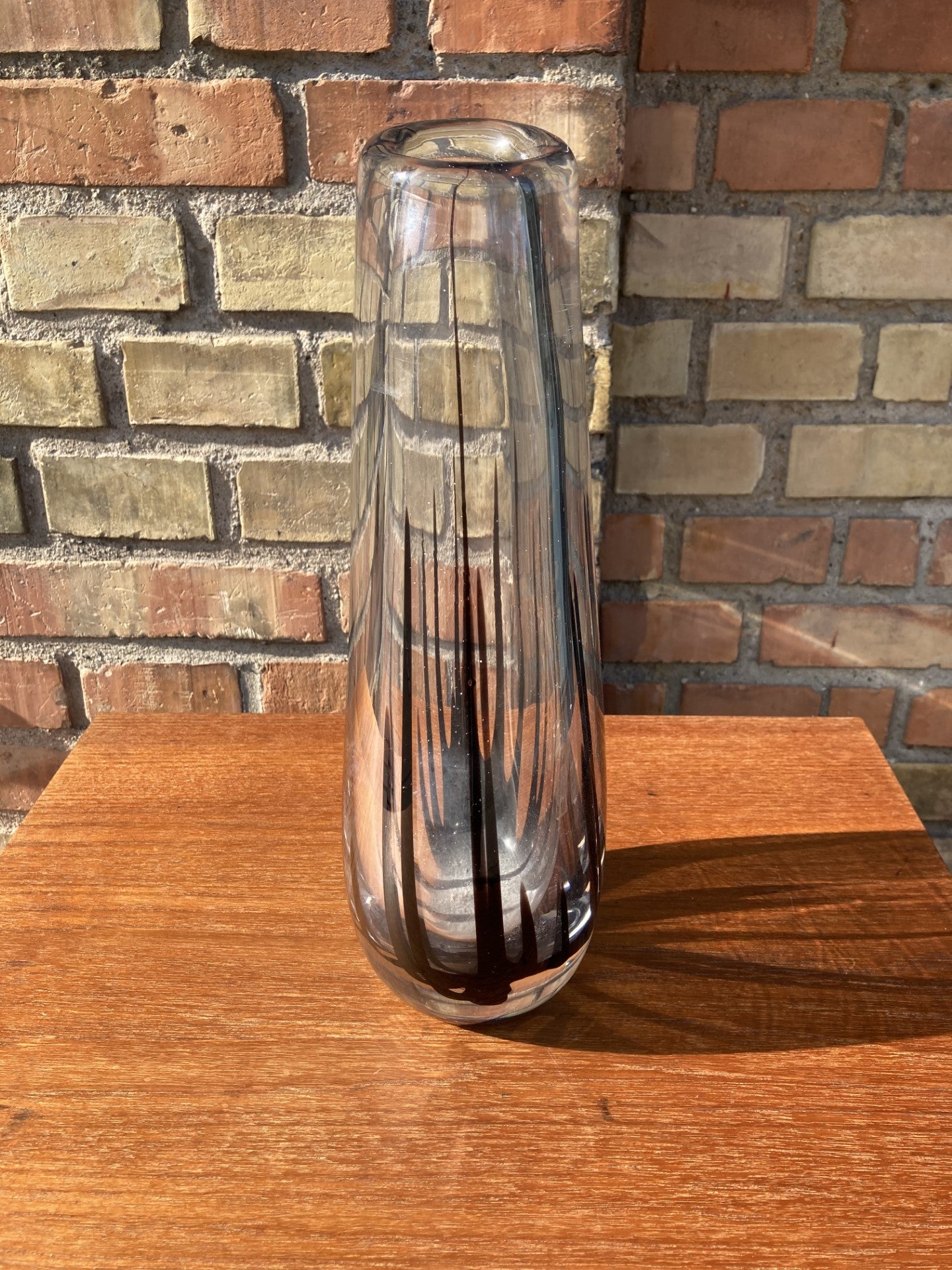 Flot Vicke Lindstrand glasvase for Kosta Boda - nr. 0606