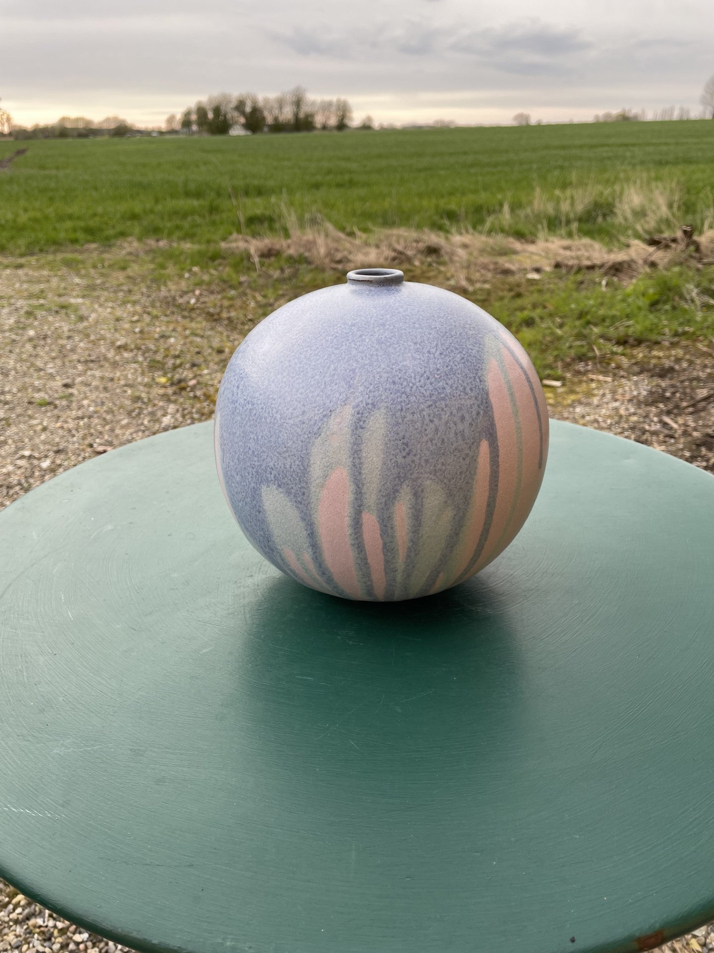 Beautiful stoneware vase - no. 012060