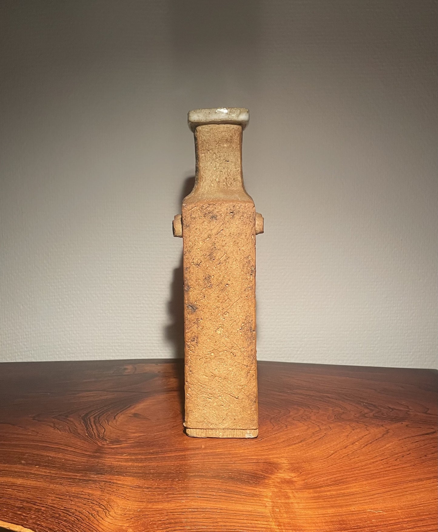 Beautiful stoneware vase by Curt M Addin, Sweden - no. 022010