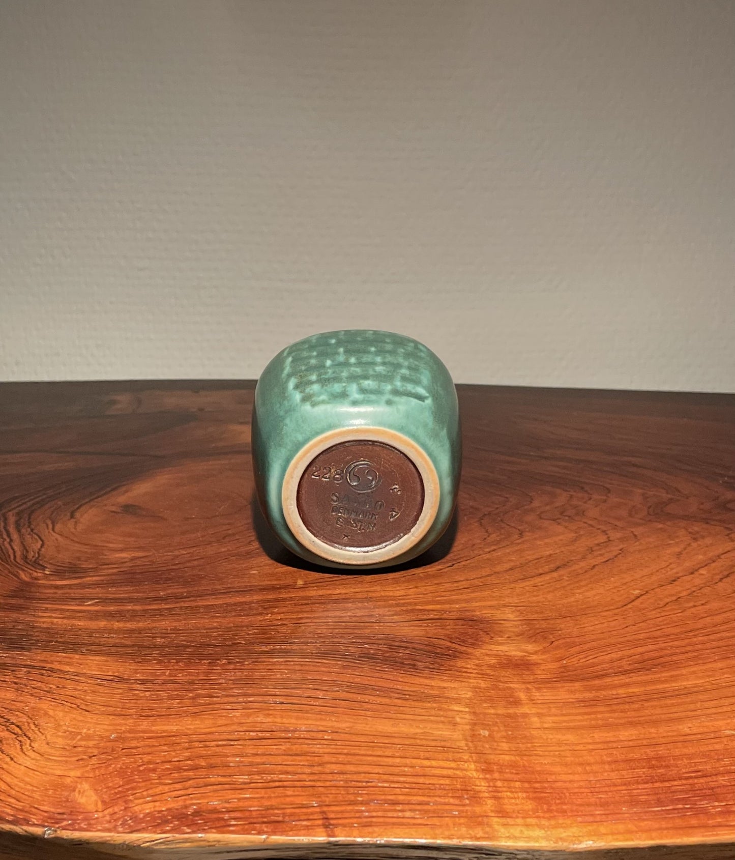 Saxbo vase design by Eva Stæhr Nielsen - no. 022060