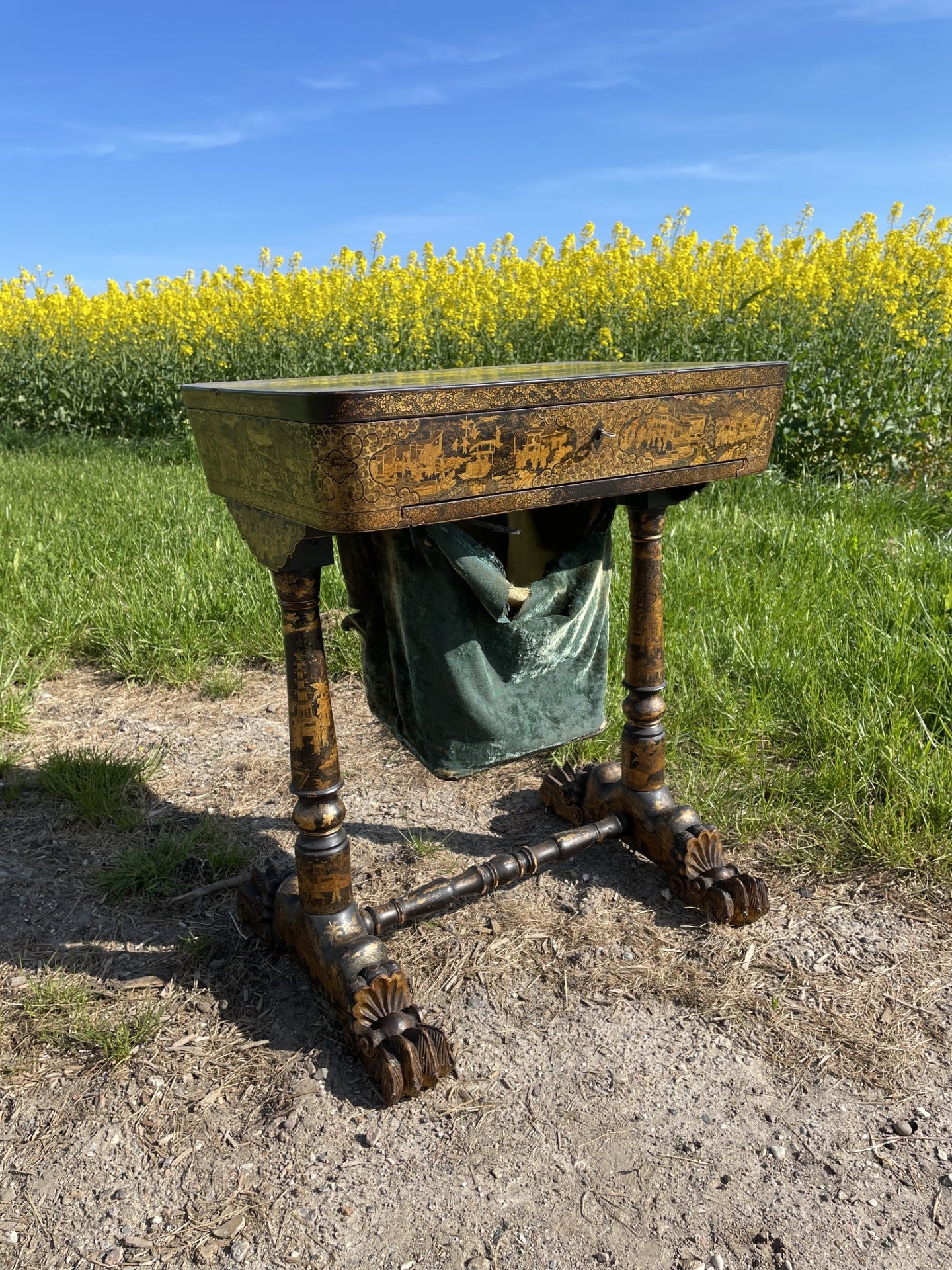Beautiful antique 19th Century Chinese Gilt Lacquer Sewing Table - no. 018080