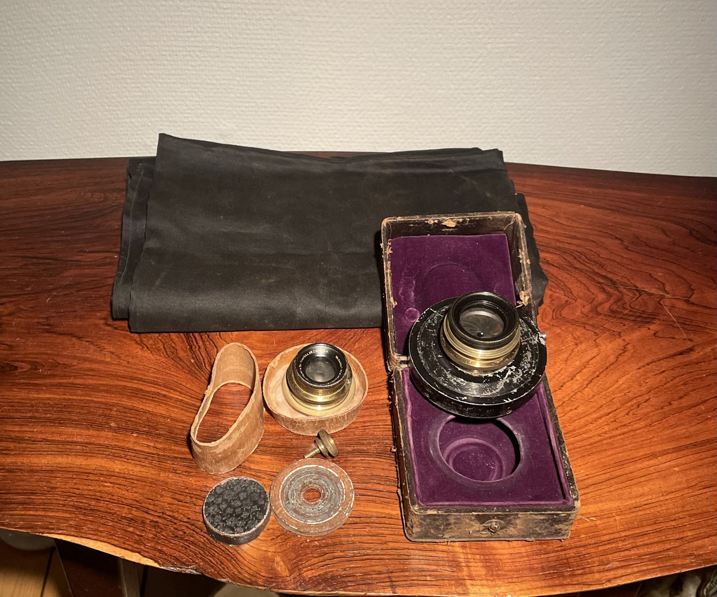 Fotograf Albert Møller, Engelsk pladekamera i maghoni og messing og tilbehør - nr. 525510