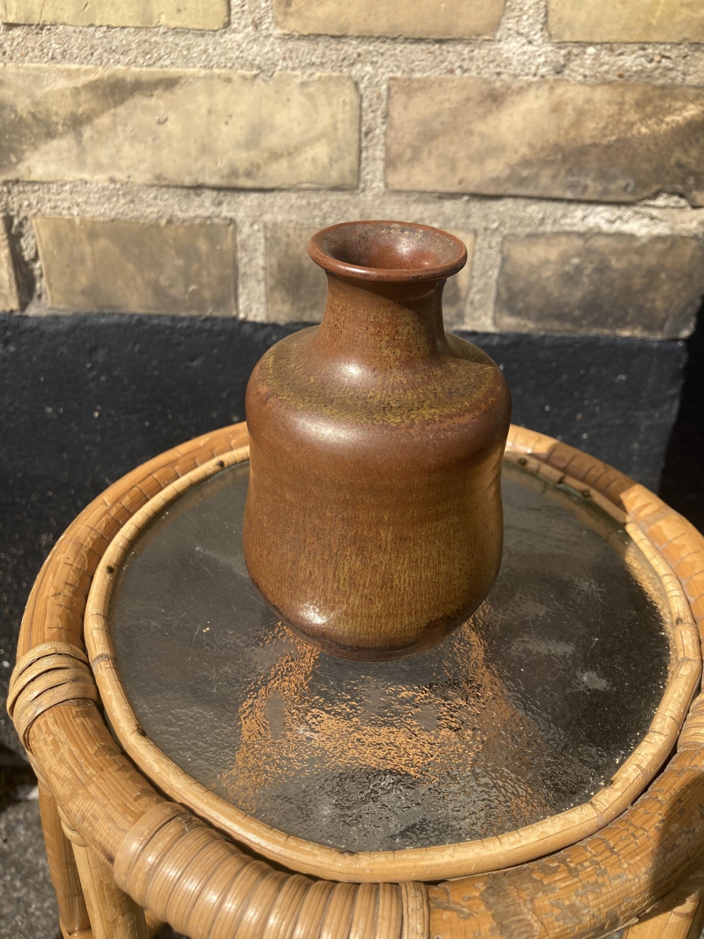 Flot stentøj vase fra L. Hjorth (Bornholm ) - nr. 0411