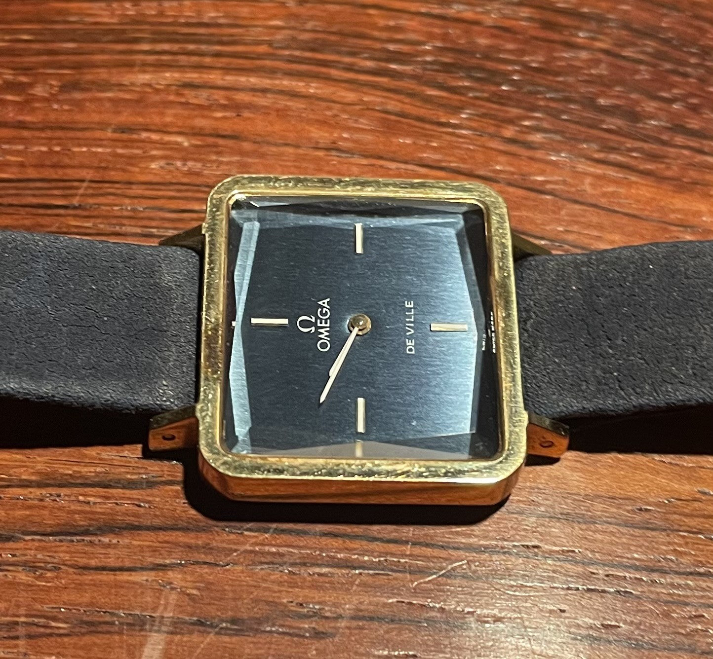 Omega they would lady wristwatch from 1971 with mechanical clockwork - No. 325315