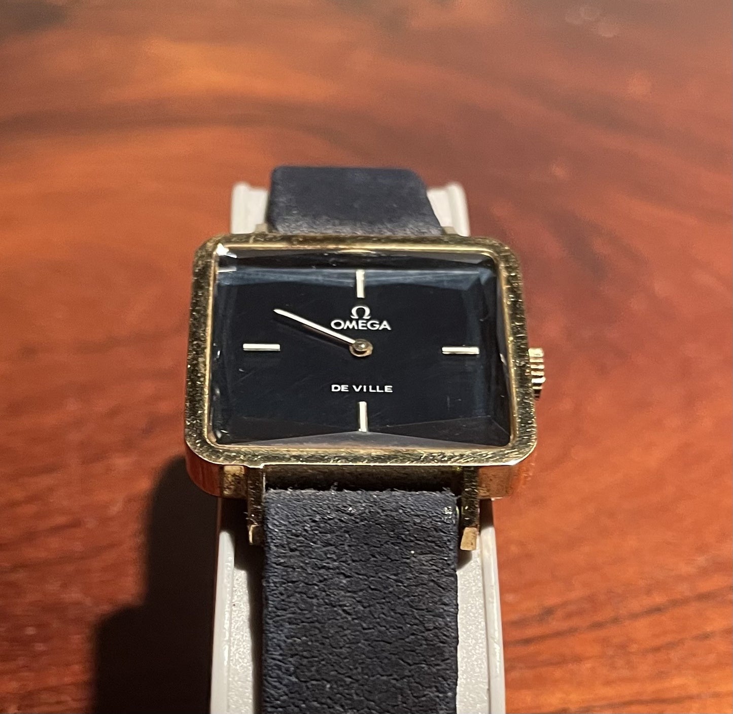 Omega they would lady wristwatch from 1971 with mechanical clockwork - No. 325315