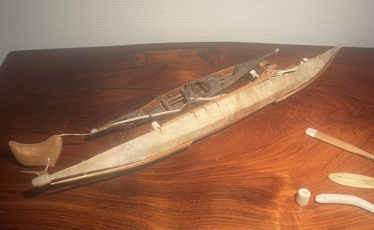 Model of Greenlandic kayaks from the 1970s - no. 30000