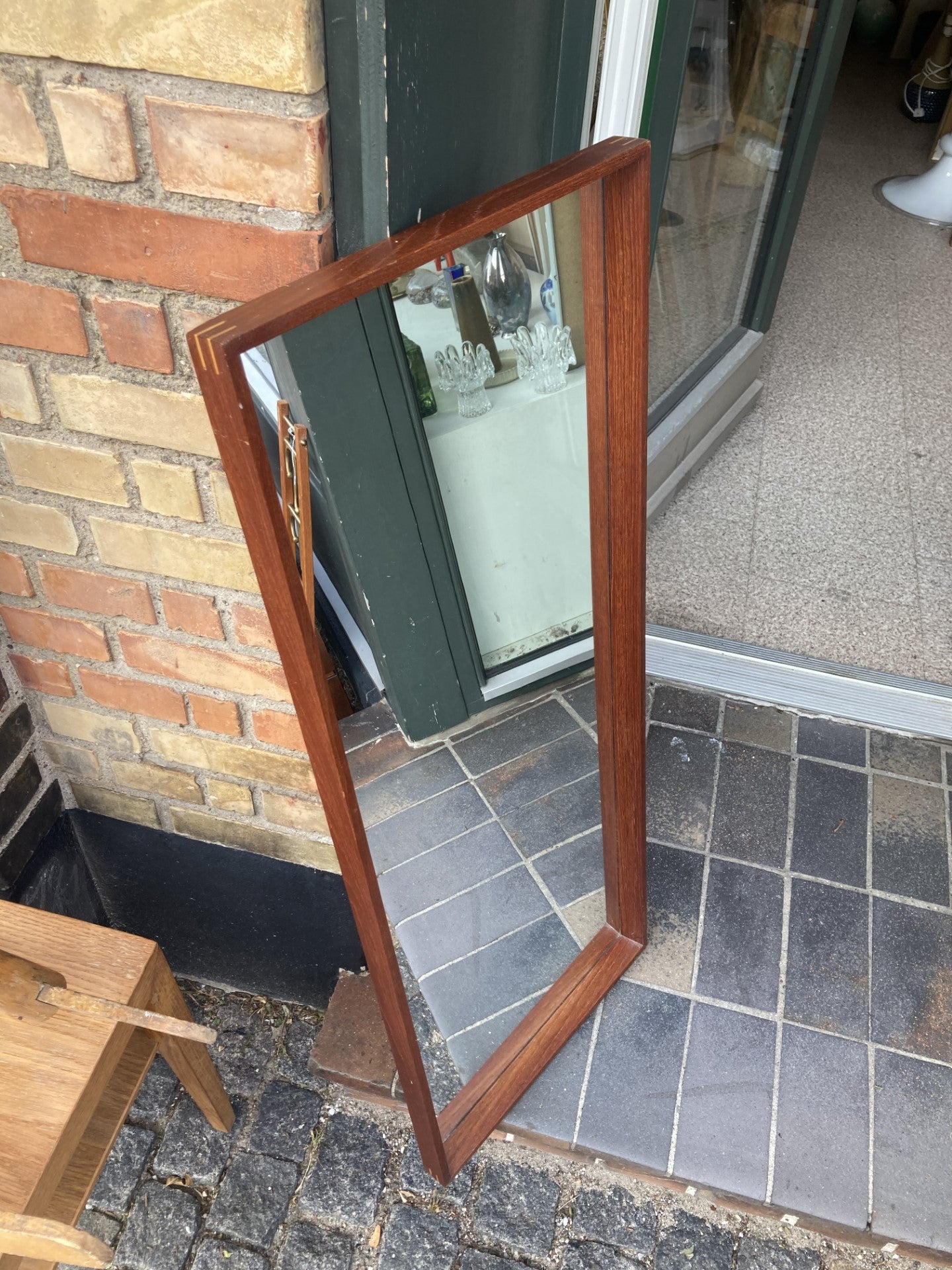 Beautiful Jansen teak mirror - no. 0798