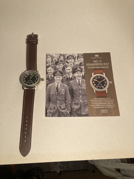 Pilot ure af nyere dato med mekanisk urværk - nr. 01385