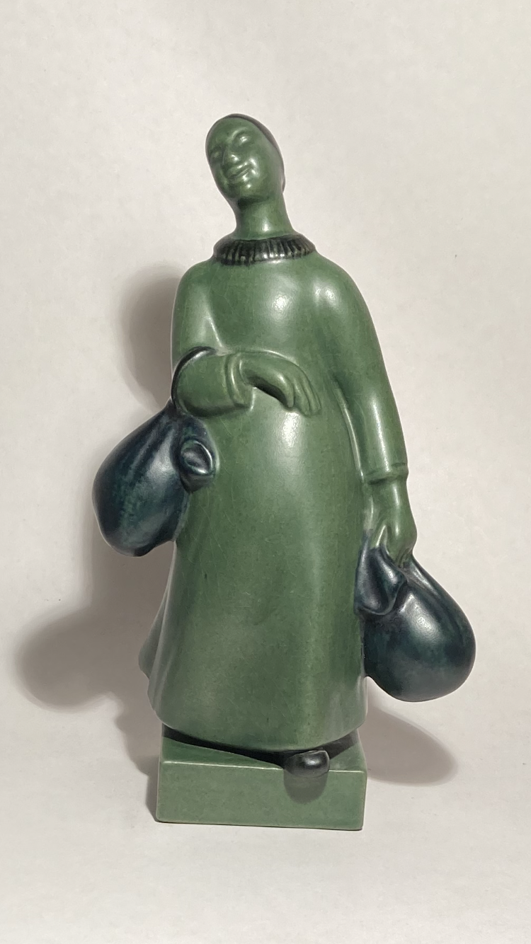 Flot Georg Thylstrup (1884-1930) keramik figur fra P. Ipensens Enke - nr. 01389