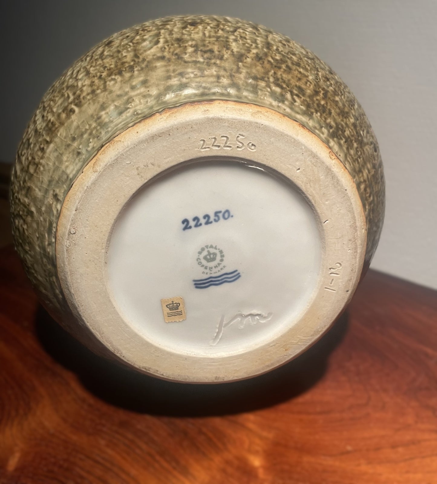 Large stoneware floor vase from Royal Copenhagen, design by Jørgen Mogensen, Denmark 1960s - no. 000222