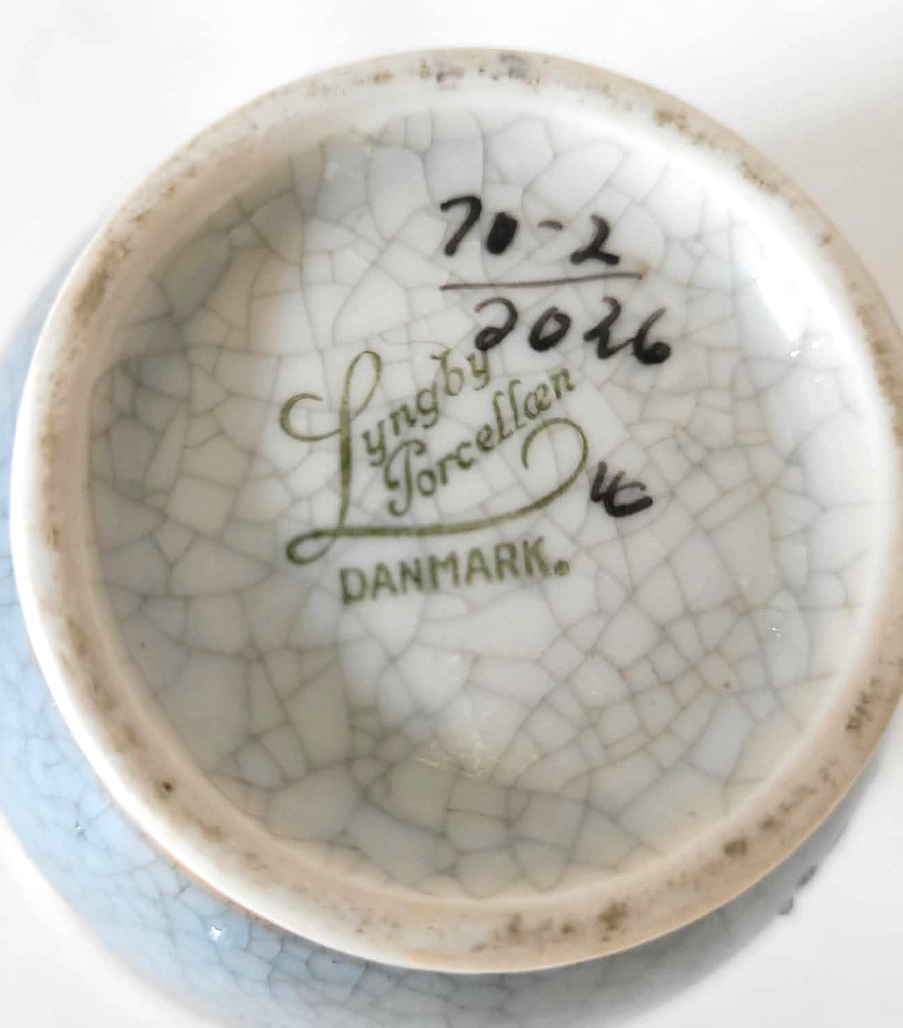 Beautiful cracked porcelain vase from Lyngby